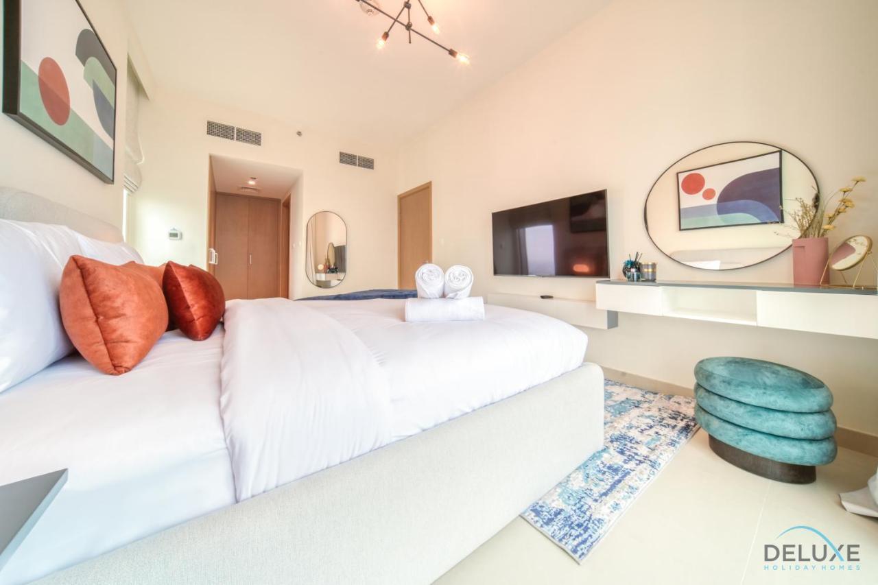 Apartment Tropical 2br At Harbour Views Tower 1 By Deluxe Homes