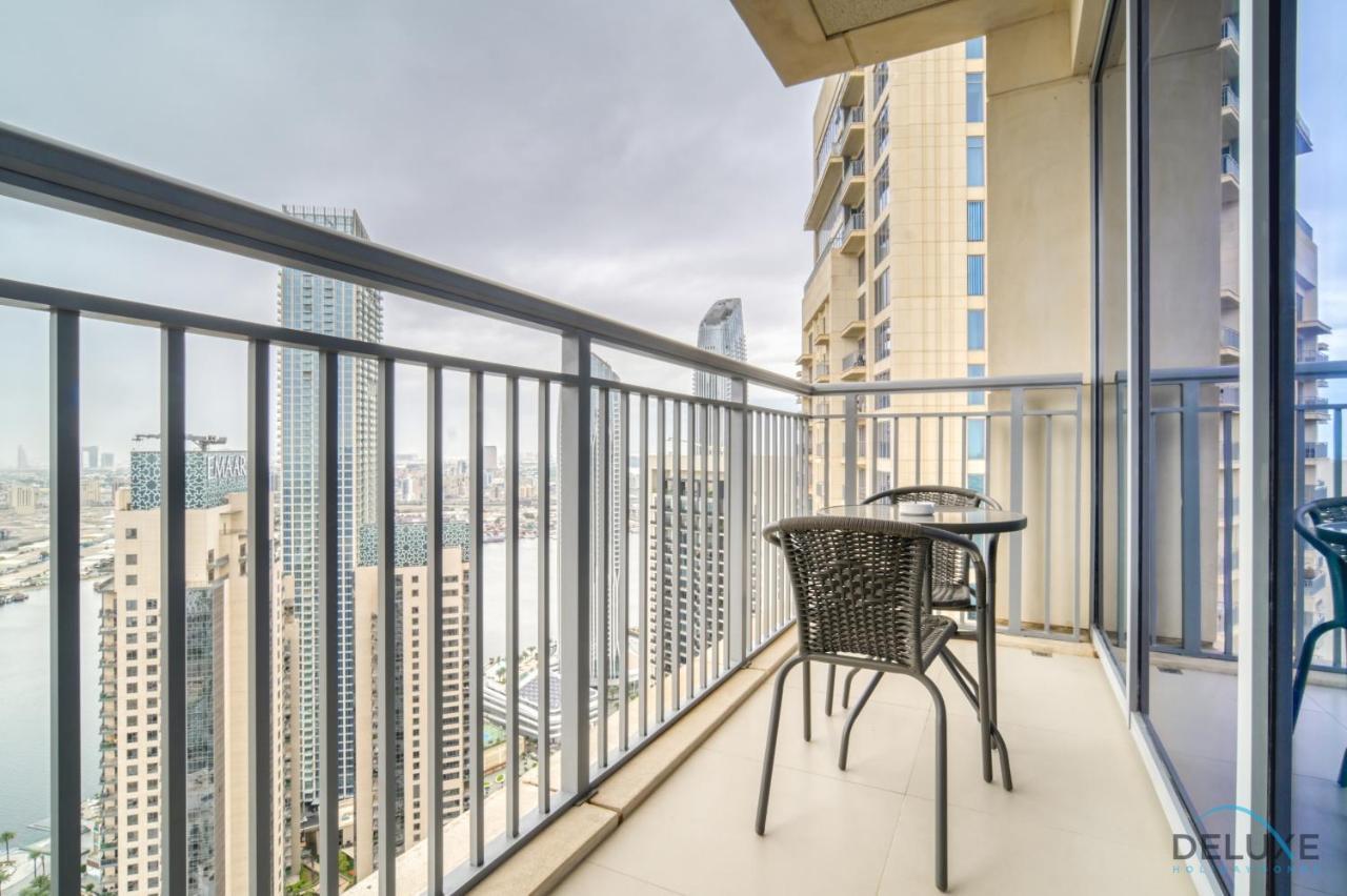 Apartment Tropical 2br At Harbour Views Tower 1 By Deluxe Homes