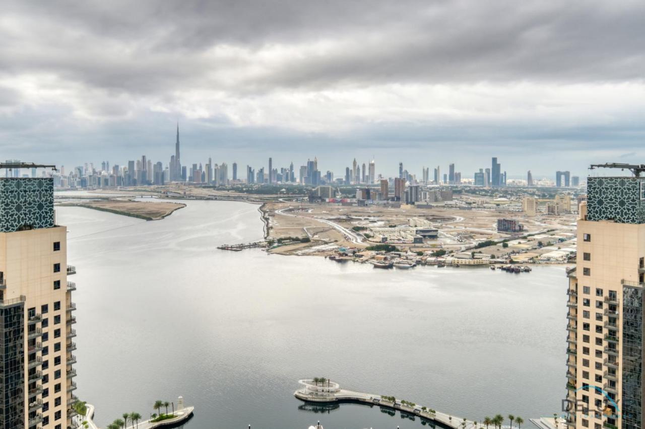 Tropical 2br At Harbour Views Tower 1 By Deluxe Homes Apartment *